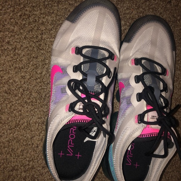 Nike Vapormax - Picture 1 of 4